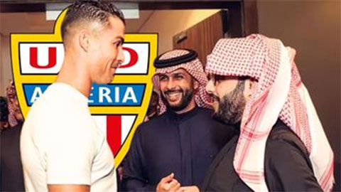 Cristiano Ronaldo gây chấn động