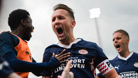 Ajax mất chức vô địch Hà Lan về tay PSV