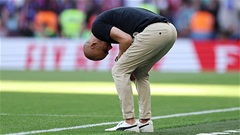 Pep Guardiola lại trả giá vì suy nghĩ quá nhiều