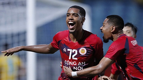 Trực tiếp Buriram United 0-2 CAHN: Hết hiệp 1 