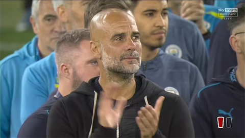 Guardiola rơi nước mắt khi De Bruyne nói lời chia tay Man City