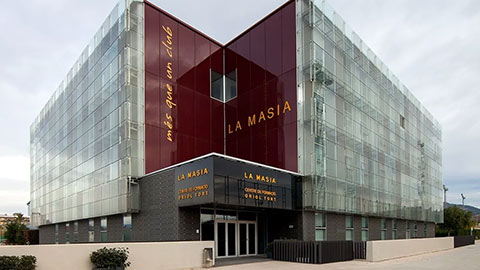 Ninh Bình muốn xây học viện bóng đá theo hình mẫu lò La Masia của Barcelona