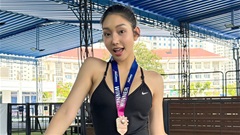 Hot girl cầu lông Huyền Berry vô địch giải pickleball