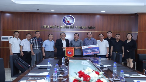 Đoàn công tác LĐBĐVN thăm và làm việc với LĐBĐ Quảng Ninh