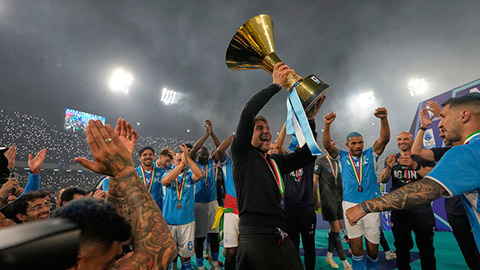 Antonio Conte đã đến, đã thấy, đã chinh phục, và giờ có thể sẽ ra đi!