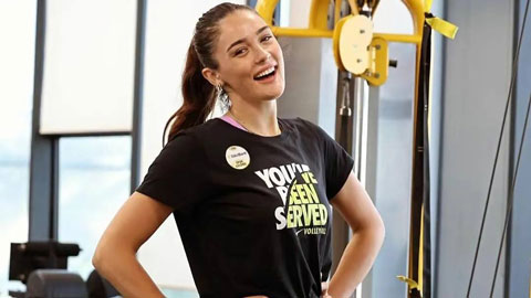 Zehra Gunes – 'Nữ thần bóng chuyền' càng tập luyện càng thăng hạng nhan sắc