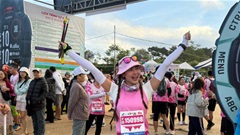 Huyền Lizzie gia nhập hội hot girl mê chạy marathon