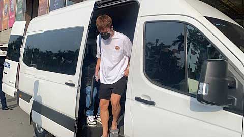 4 cầu thủ Việt Nam về nước sau màn thể hiện điểm 10 trước MU