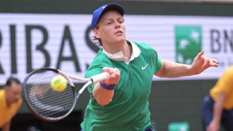Jannik Sinner thắng hủy diệt 6-0, khiến Gasquet ôm hận ngày giải nghệ 