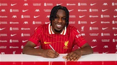 Liverpool ra mắt tân binh Jeremie Frimpong