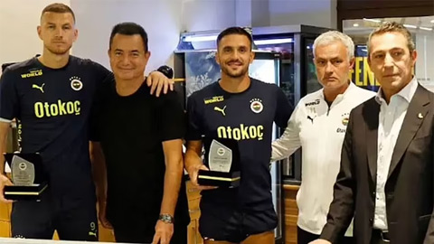 Hai học trò của Mourinho được tri ân tại... bếp ăn khi chia tay Fenerbahce