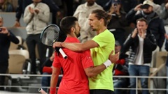 Novak Djokovic ngược dòng đỉnh cao hạ Zverev, hẹn đấu Sinner ở bán kết Roland Garros