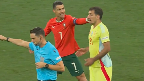 Hành động xấu xí của Cristiano Ronaldo