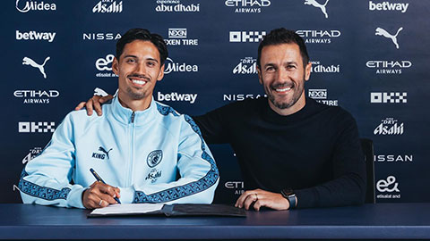Cầu thủ gốc Indonesia rạng rỡ trong ngày ra mắt Man City