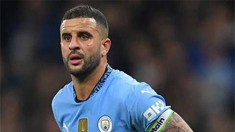 HLV Jose Mourinho tiếp cận Walker, tính đẩy Fred khỏi Fenerbahce
