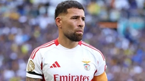 Vì sao Otamendi bị la ó tại FIFA Club World Cup?