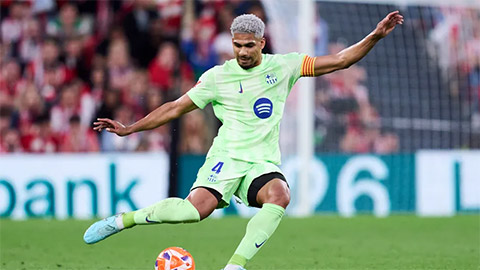 Barca sẵn sàng bán Araujo, tiến gần Nico Williams