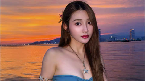 Người đẹp làng gym Phương Linh đăng dòng trạng thái khiến fan suy tư