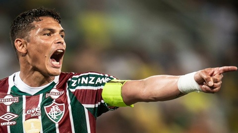 Tuổi 40 phi phàm của Thiago Silva