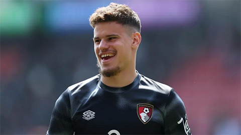 Liverpool chiêu mộ thành công Milos Kerkez