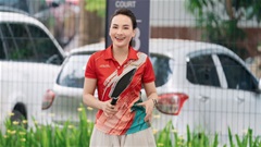 Diễn viên Bảo Thanh tươi như hoa nở, rực rỡ khoe sắc cùng môn thể thao Trendy
