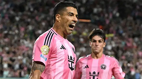 Luis Suarez chiếm spotlight trong sinh nhật của Lionel Messi