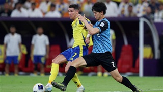 Sao trẻ từng là 'ác mộng của Ronaldo' sắp cập bến Ngoại hạng Anh là ai