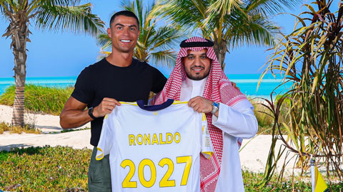 Chi tiết hợp đồng mới khiến cả thế giới phải kinh ngạc của Cristiano Ronaldo với Al Nassr