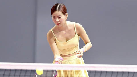 Hot girl Hương Ly chia sẻ bí quyết 'lương 10 triệu vẫn đánh pickleball'