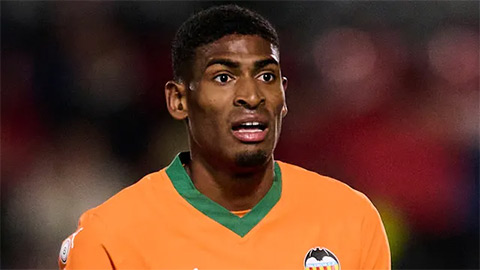 Arsenal đạt thỏa thuận cá nhân với Cristhian Mosquera