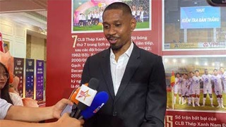 Cao Quang Vinh không sợ Văn Hậu lấy vị trí, hạnh phúc khi lần đầu vào ĐHTB  V.League