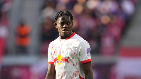 Liverpool đại chiến Tottenham vì trung vệ của RB Leipzig