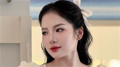 Loan Barbie khiến fan nhớ đến 'nàng công chúa ngủ trong rừng'