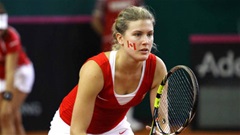 Mỹ nhân Eugenie Bouchard bị phạt tại pickleball, sang tennis thua ở 'vòng gửi xe'