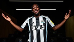 Anthony Elanga ra mắt Newcastle, MU hưởng lợi