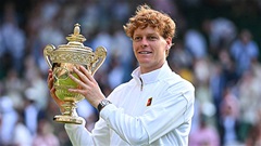 Đỉnh cao chung kết Wimbledon 2025: Jannik Sinner ngược dòng hạ Carlos Alcaraz, đăng quang ngạo nghễ