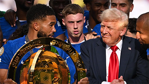 Sao Chelsea bối rối trước sự xuất hiện của Tổng thống Donald Trump