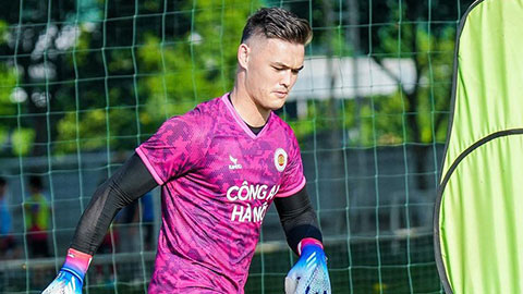 Cầu thủ Việt kiều ‘chê’ 30 tỉ đồng tại V.League là ai?
