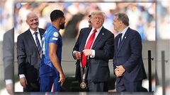 Phát hiện tổng thống Donald Trump 'bỏ túi' huy chương FIFA Club Word Cup