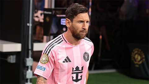 Lionel Messi cạch mặt một đồng đội 3 tháng