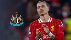 Bị Liverpool 'cướp' Ekitike, Newcastle 'vồ' lại Nunez