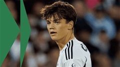 Sao mai vừa hạ cánh xuống Man City tài năng cỡ nào?