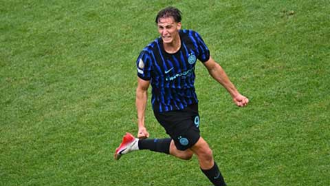 Pio Esposito, từ 'số 9 tương lai' thành tiền đạo thứ 5
