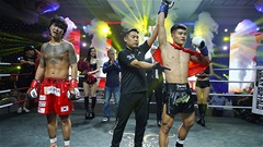 Hotram Clash 2025:  'Thần đồng võ thuật' Kiều Duy Quân hạ knock-out đối thủ Hàn Quốc chỉ sau 1 phút!