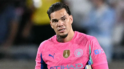 Ederson dứt áo rời Man City