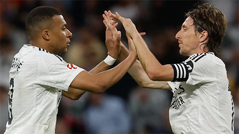 Mbappe nhận số áo mới tại Real Madrid