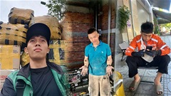 Chạy xe ôm, làm phục vụ bàn để có tiền lên Hà Nội đá bóng
