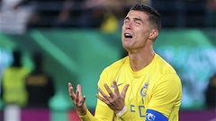 Al Nassr 'xù kèo', Ronaldo 'khóc thét'