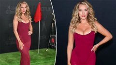 'Quả bom sex' làng golf Paige Spiranac diện đồ xuyên thấu khiến cánh mày râu đỏ mặt