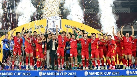 Từ số 0 lên số 5, U23 Việt Nam 'rũ bùn đứng dậy' thống trị Đông Nam Á 